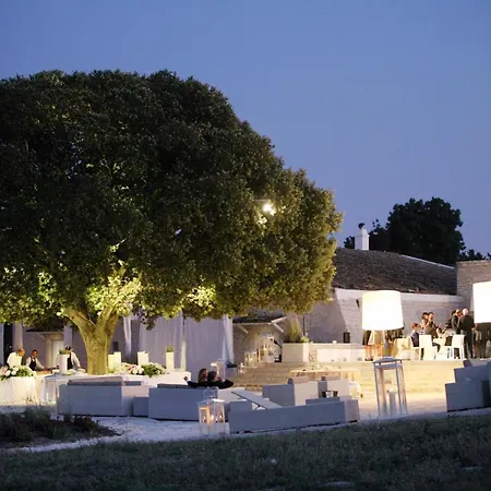 Masseria Torre Di Nebbia 카스텔델몬테