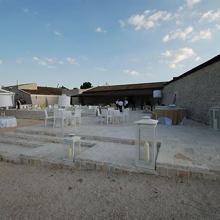 Masseria Torre Di Nebbia 팜스테이 *